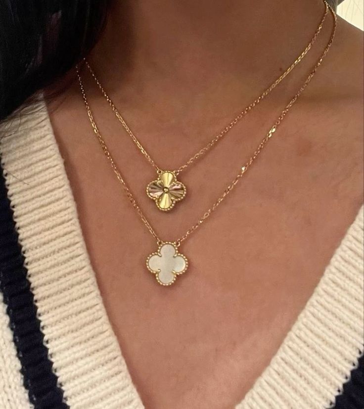 Aura Clover Necklace - White