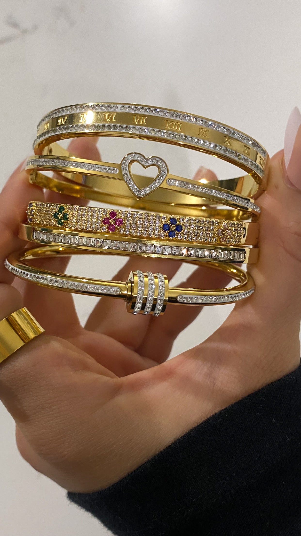 Heart Bracelet - Gold